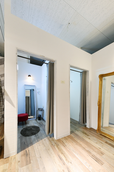 フィッティングルーム